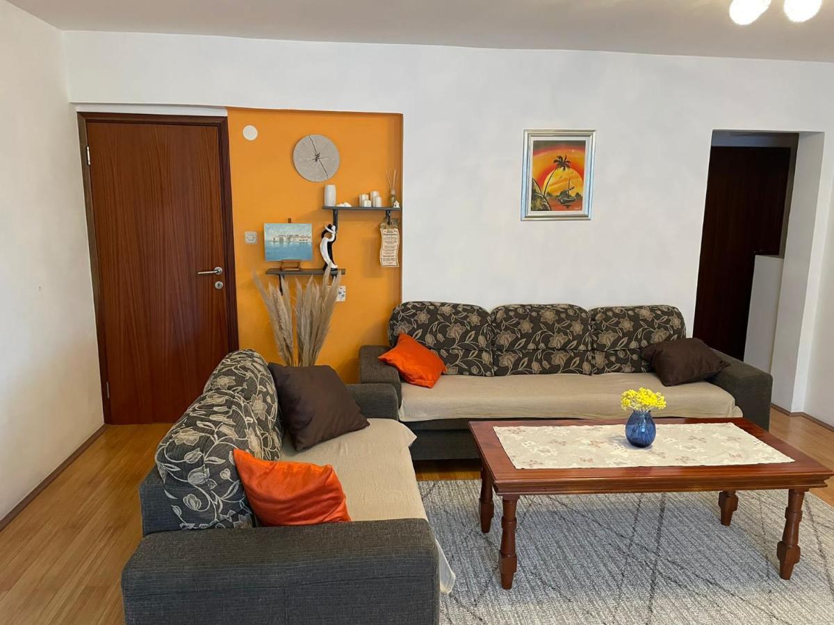 Kaštel Stari Apartment Finally מראה חיצוני תמונה