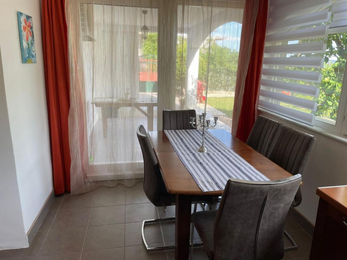 Kaštel Stari Apartment Finally מראה חיצוני תמונה