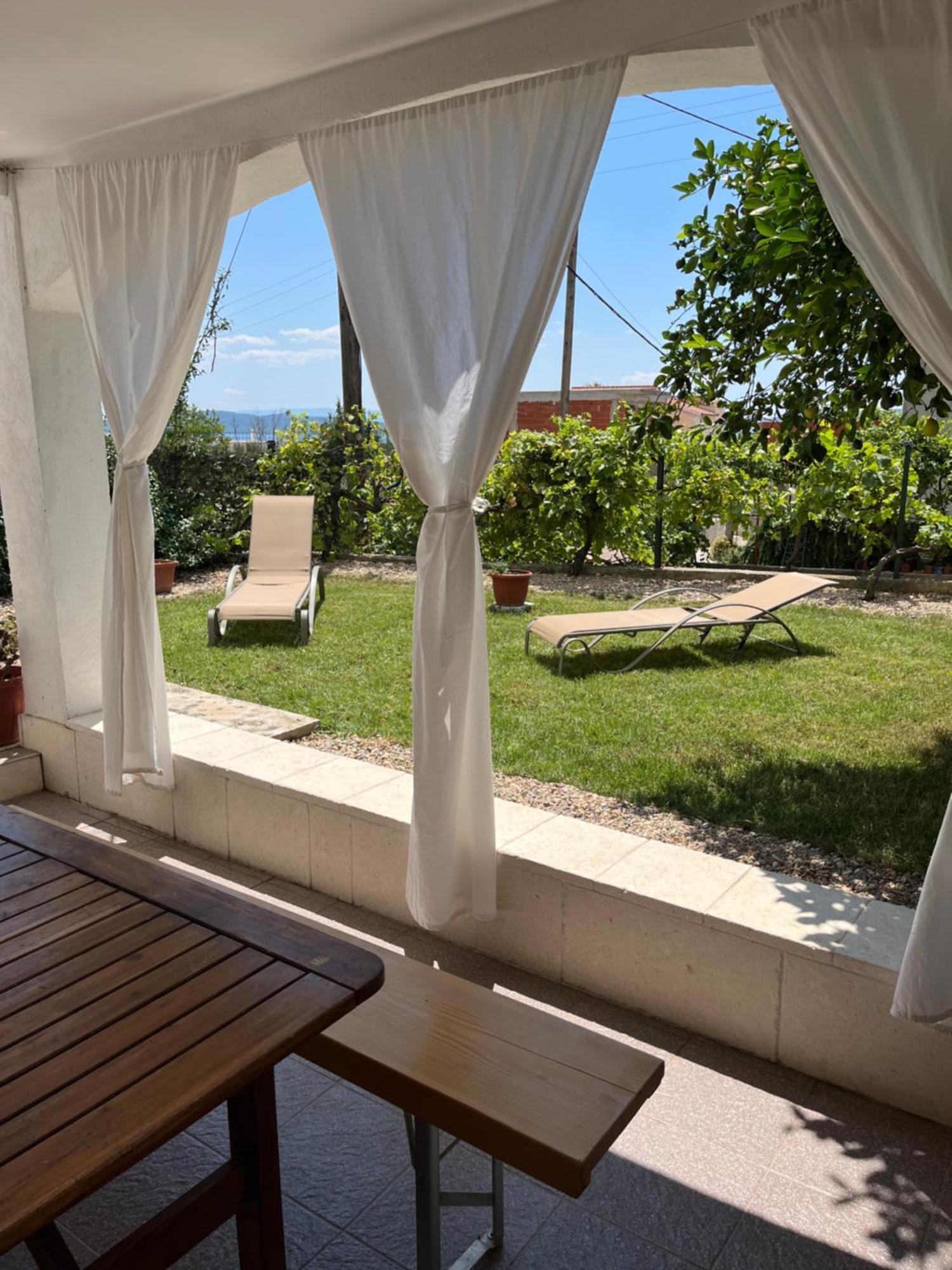 Kaštel Stari Apartment Finally מראה חיצוני תמונה